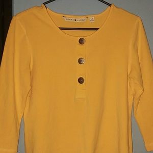 🍉🌻 Tommy Hilfiger Shirt 🌻 3 FOR $15 🌻